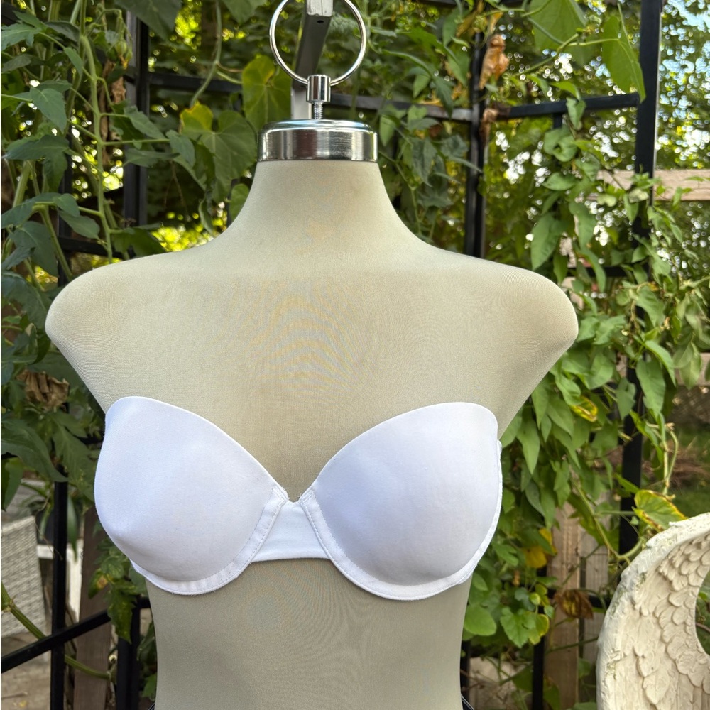 Maidenform Classic White Strapless Bra Size 36 B